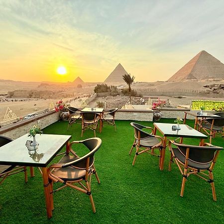 Seven Pyramids Panoramic View Inn Kafret el-Gabal Exterior foto