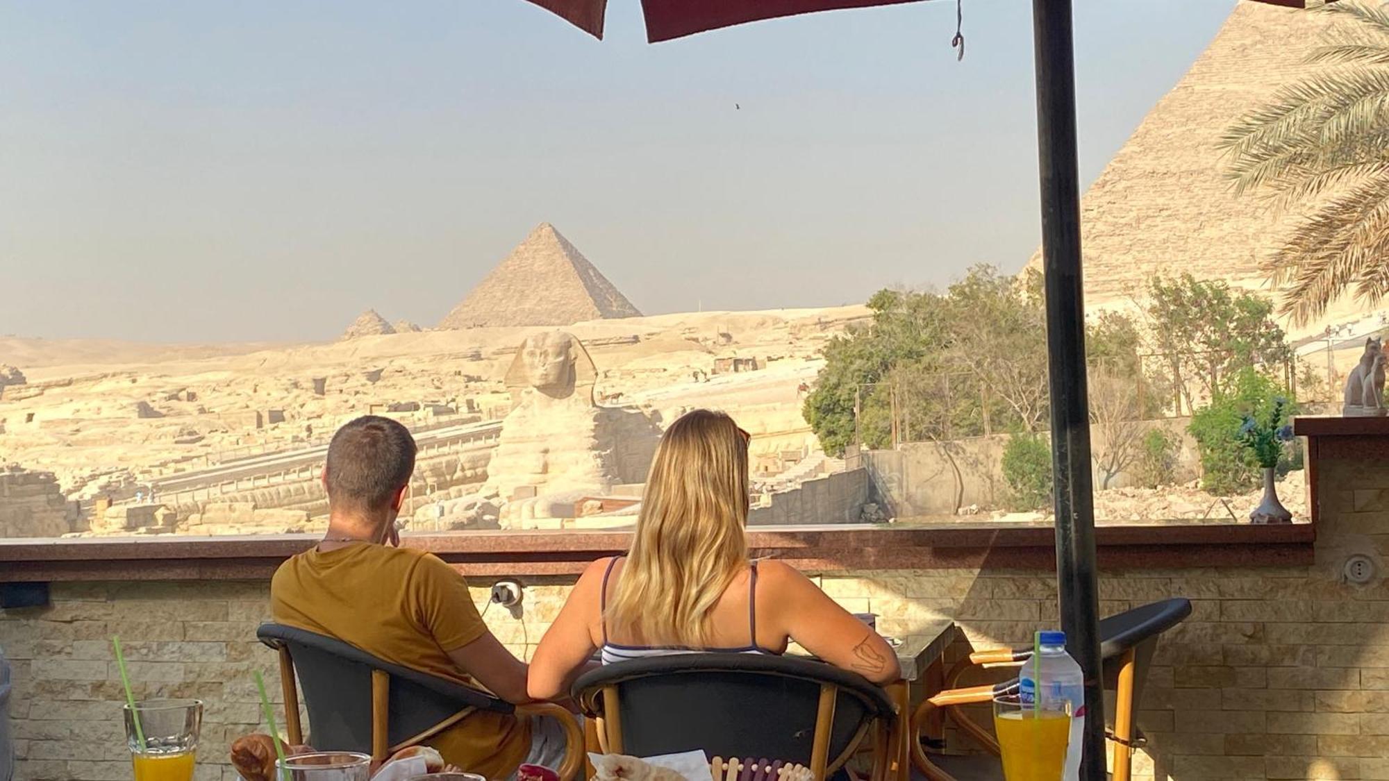 Seven Pyramids Panoramic View Inn Kafret el-Gabal Exterior foto
